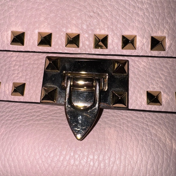 Authentic Valentino Rockstud clutch/crossbody bag. - Picture 3 of 16